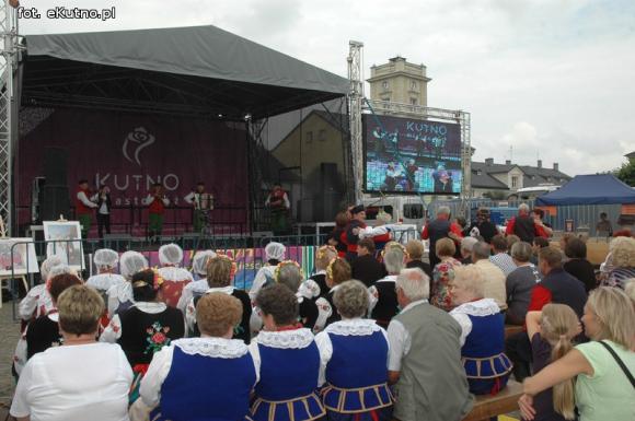 Gdzie takie cudne stroje i śpiewanki i dziewoje? Zapraszamy na Festyn na Ludowo