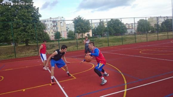 Turniej Streetball na Orliku przy SP nr 9