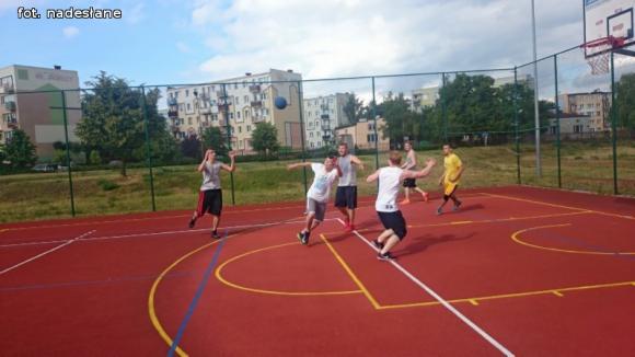 Turniej Streetball na Orliku przy SP nr 9