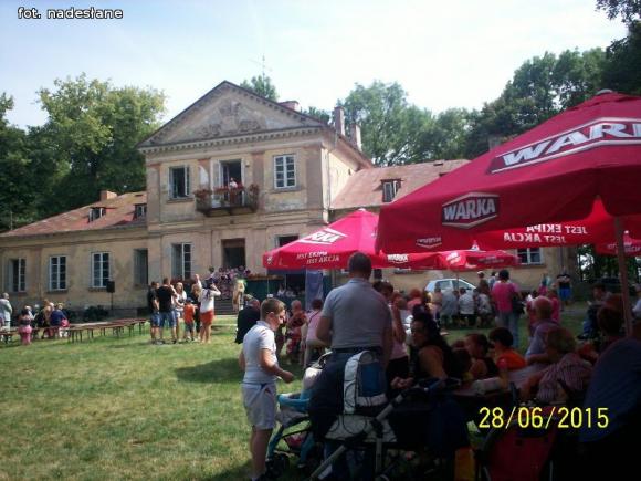 Wianki Dworskie w Dobrzelinie