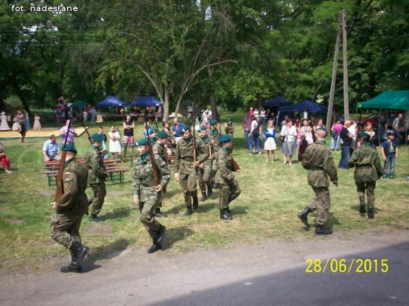 Wianki Dworskie w Dobrzelinie