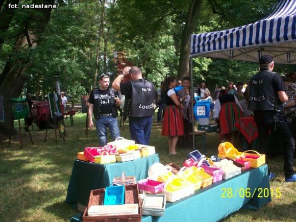 Wianki Dworskie w Dobrzelinie