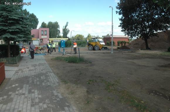 Parkingi na Tarnowskiego w budowie do końca lipca