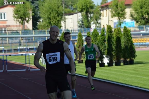 Setki lekkoatletów wzięły udział w Mityngu o 