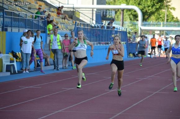 Setki lekkoatletów wzięły udział w Mityngu o 