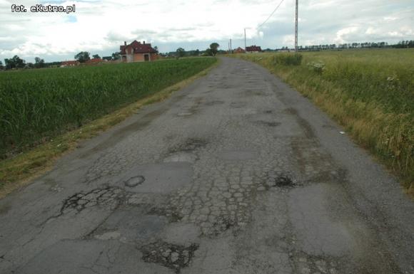 Czytelnicy piszą: Czy wójt gminy Kutno przypomni sobie o Sierakowie?