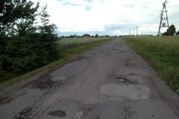 Czytelnicy piszą: Czy wójt gminy Kutno przypomni sobie o Sierakowie?