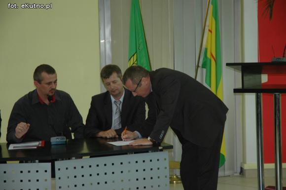 Na powiatowej sesji o kardiologii inwazyjnej z CBA w tle