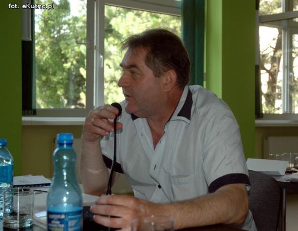 Sto pytań do zarządu powiatu, sufler i zerwana sesja