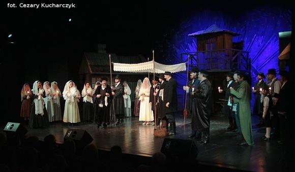 Wręczenie nagród laureatom konkursu im. Szaloma Asza i filozofia Tewiego Mleczarza