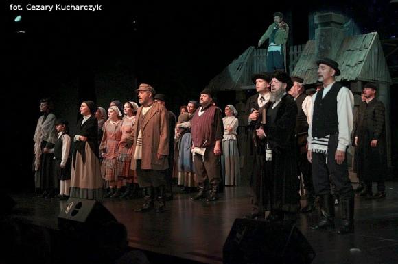 Wręczenie nagród laureatom konkursu im. Szaloma Asza i filozofia Tewiego Mleczarza