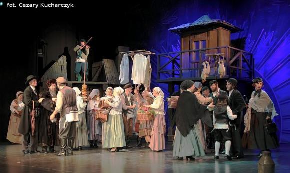 Wręczenie nagród laureatom konkursu im. Szaloma Asza i filozofia Tewiego Mleczarza