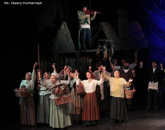 Wręczenie nagród laureatom konkursu im. Szaloma Asza i filozofia Tewiego Mleczarza