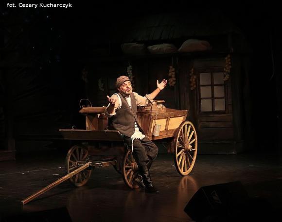 Wręczenie nagród laureatom konkursu im. Szaloma Asza i filozofia Tewiego Mleczarza