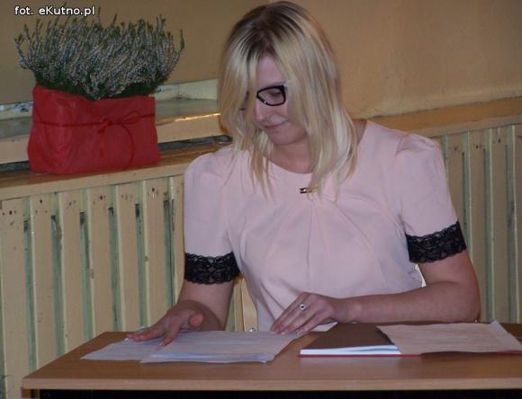 Nowy sztandar Zespołu Szkół Nr 4 w Kutnie-Azorach