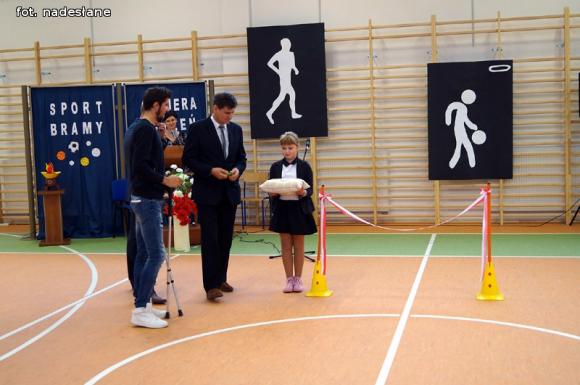 Uroczyste otwarcie sali gimnastycznej w Oporowie