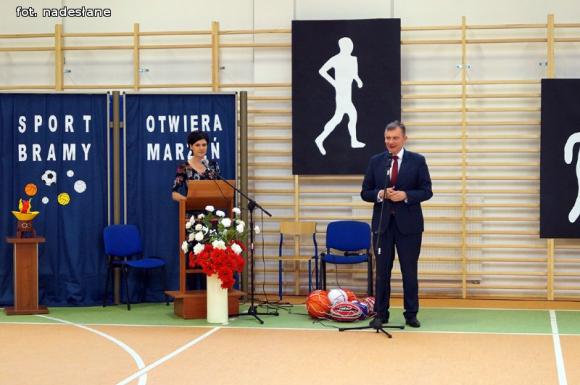 Uroczyste otwarcie sali gimnastycznej w Oporowie