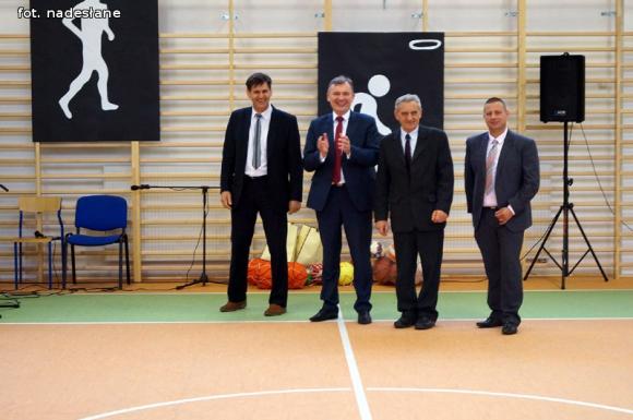 Uroczyste otwarcie sali gimnastycznej w Oporowie