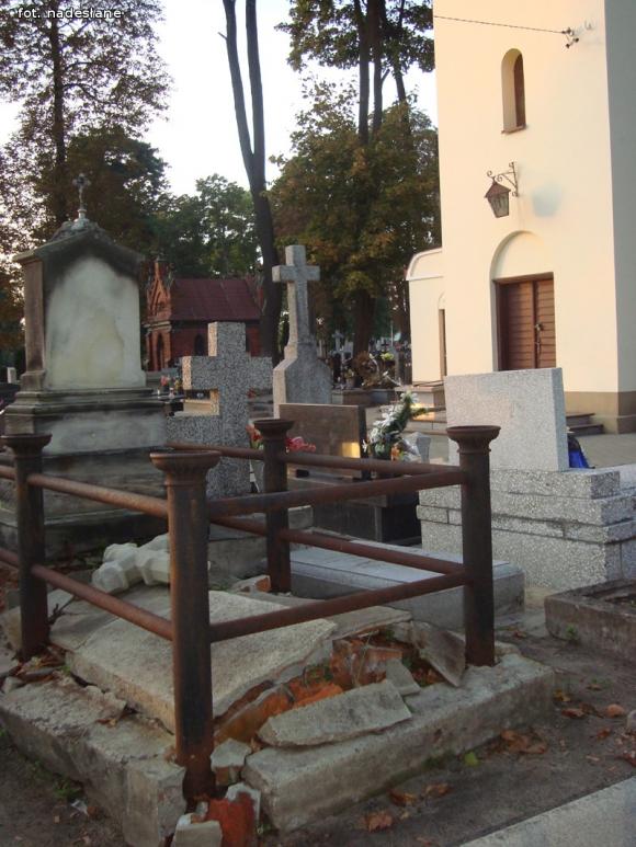 Kwesta na restaurację starych, zabytkowych grobów w Kutnie