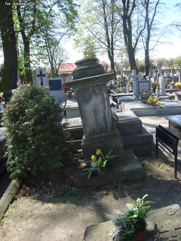 Kwesta na restaurację starych, zabytkowych grobów w Kutnie