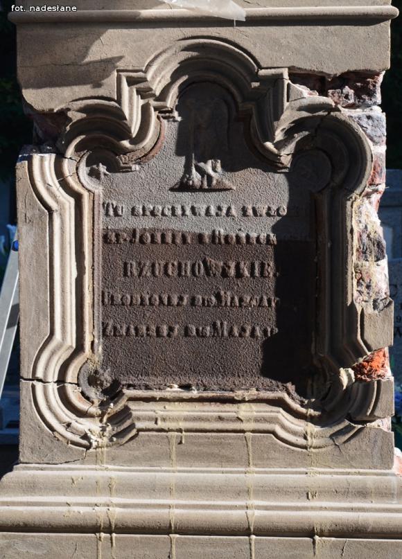 Kwesta na restaurację starych, zabytkowych grobów w Kutnie