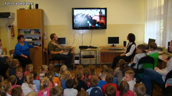 Inspirujące spotkania w szkole w Strzegocinie