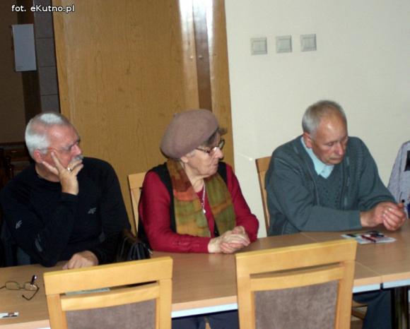 Konwencja SLD i prezentacja kandydatów do parlamentu. Szpitale przechowalnią kolesiów