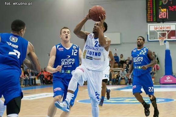 Polfarmex wygrywa z AZS Koszalin