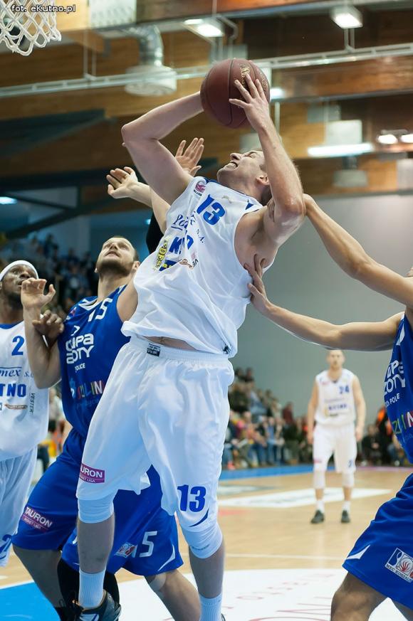 Polfarmex wygrywa z AZS Koszalin