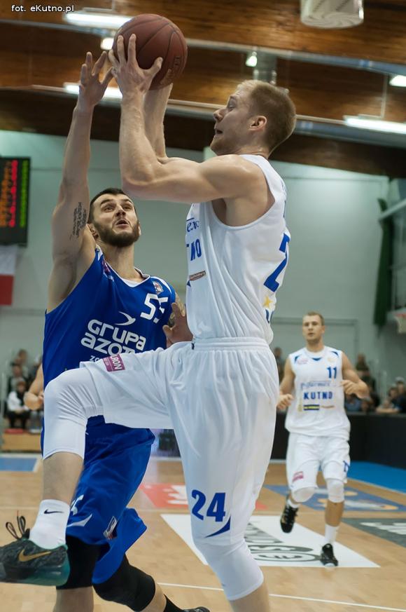 Polfarmex wygrywa z AZS Koszalin