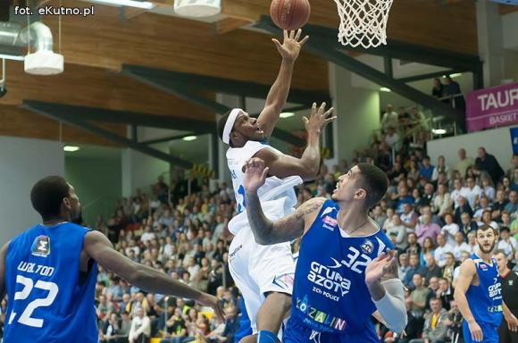 Polfarmex wygrywa z AZS Koszalin