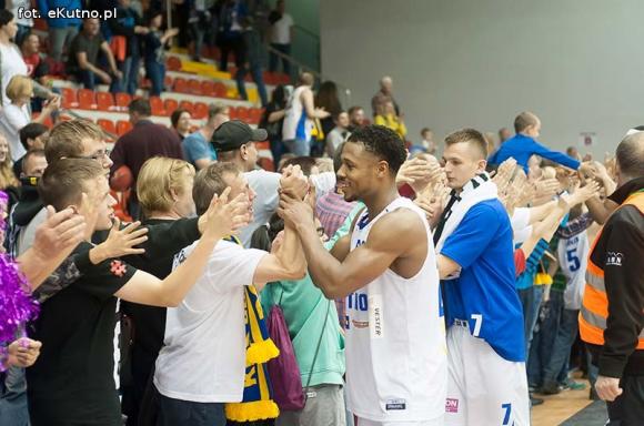 Polfarmex wygrywa z AZS Koszalin