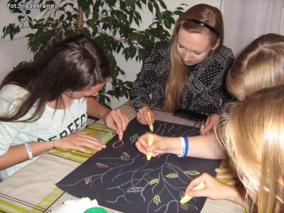 Barwy jesieni - warsztaty artystyczne Akademii twórczego seniora