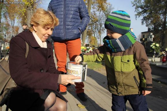 I  krośniewicka kwesta na cmentarzu parafialnym