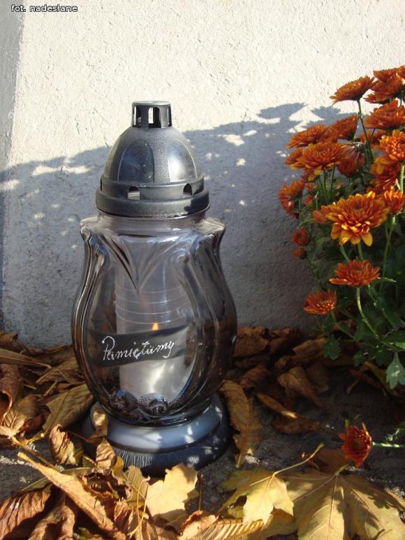 TPZK dziękuje za hojność odwiedzających groby