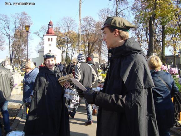 TPZK dziękuje za hojność odwiedzających groby