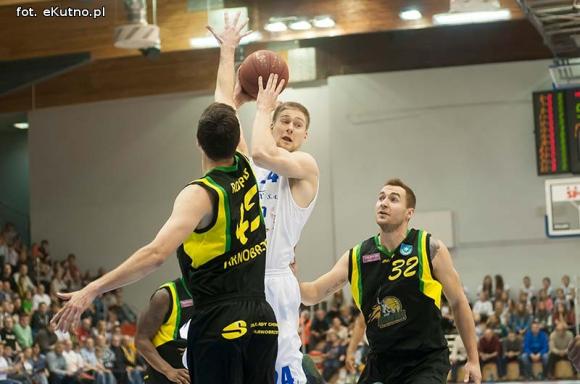 Drużyna Krysiewicza lepsza