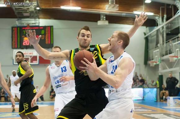 Drużyna Krysiewicza lepsza