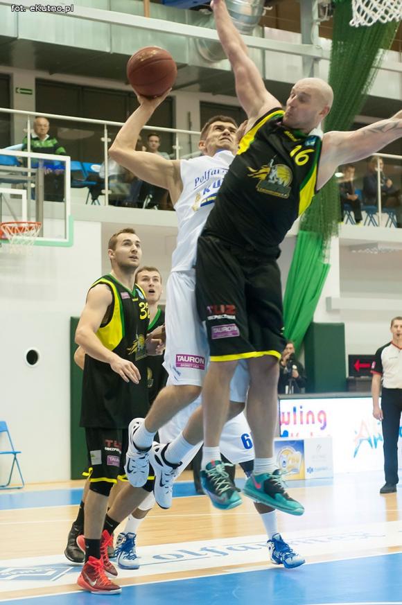 Drużyna Krysiewicza lepsza