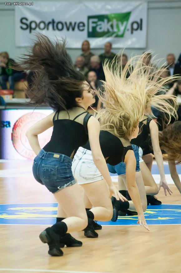 Drużyna Krysiewicza lepsza