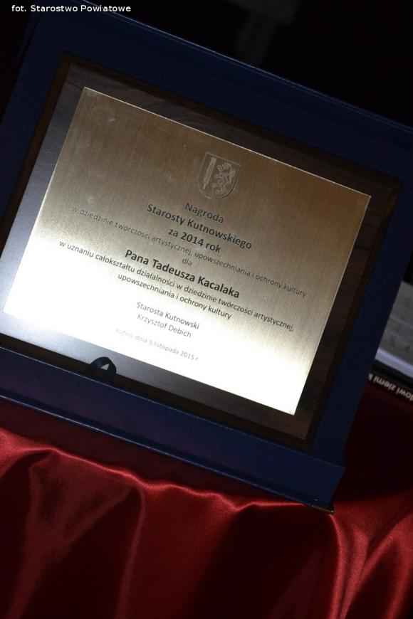 Rzeźbiarz, kolekcjoner Tadeusz Kacalak z Nagrodą Starosty
