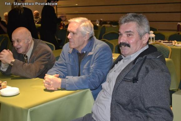 Rzeźbiarz, kolekcjoner Tadeusz Kacalak z Nagrodą Starosty