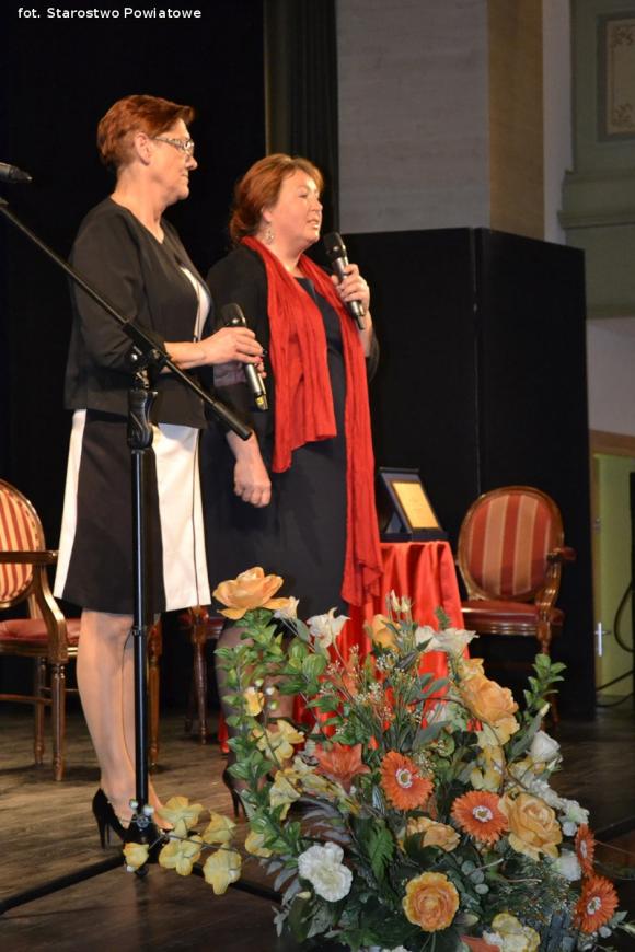 Rzeźbiarz, kolekcjoner Tadeusz Kacalak z Nagrodą Starosty