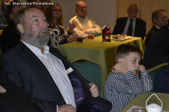 Rzeźbiarz, kolekcjoner Tadeusz Kacalak z Nagrodą Starosty