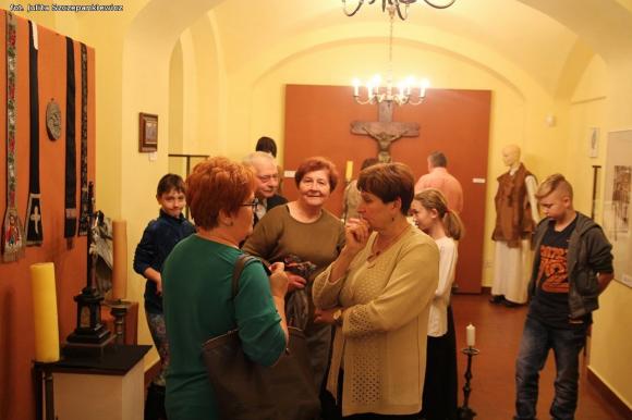 Relacja z Krośniewic. Zaduszki z tradycją