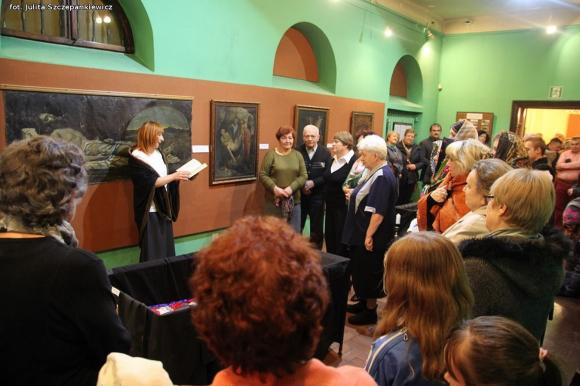 Relacja z Krośniewic. Zaduszki z tradycją