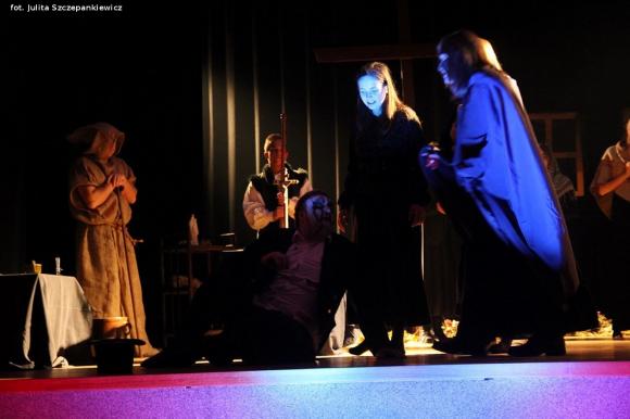 Relacja z Krośniewic. Zaduszki z tradycją