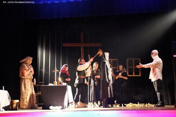 Relacja z Krośniewic. Zaduszki z tradycją