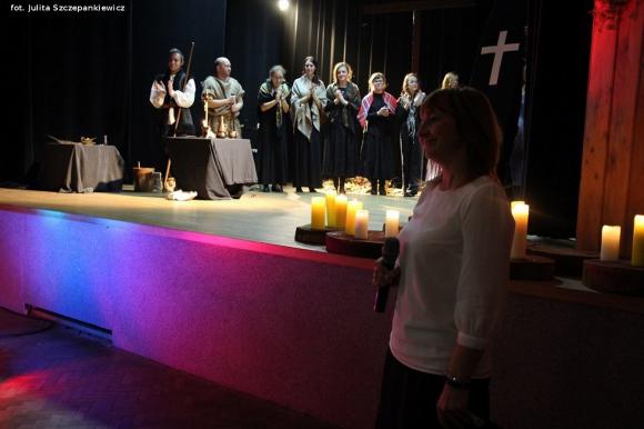 Relacja z Krośniewic. Zaduszki z tradycją