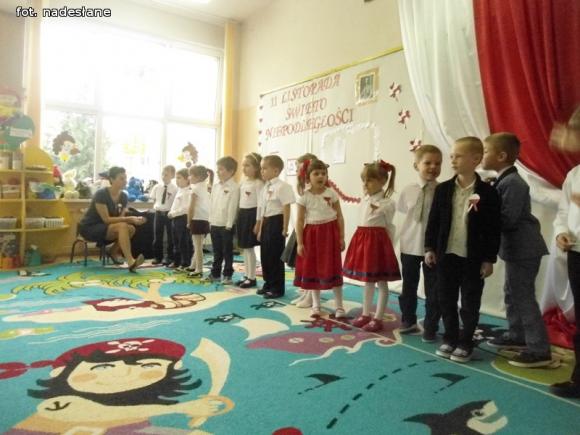 Maluchy uczciły odzyskanie niepodległości